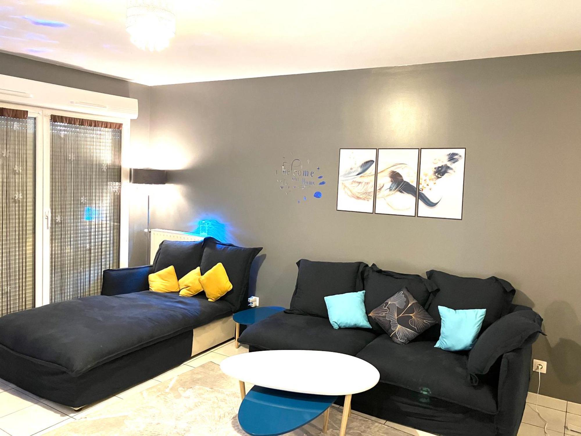 Snowqueen Hotel Apartment Paris-Disney Chelles  Exterior photo