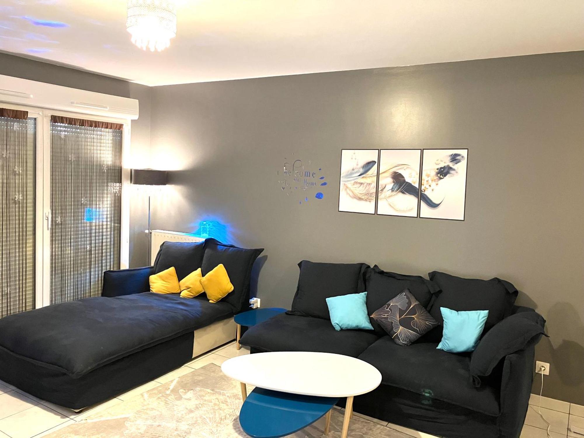 Snowqueen Hotel Apartment Paris-Disney Chelles  Exterior photo